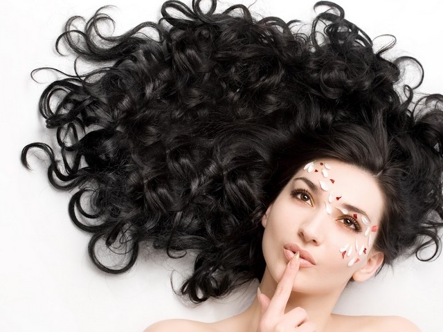 頭皮屑滿天飛 脂漏性皮膚炎這樣救有方法 Pubu 電子書城